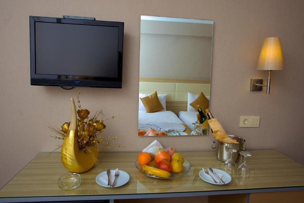 Laleli Emin Hotel Istanbul Bagian luar foto